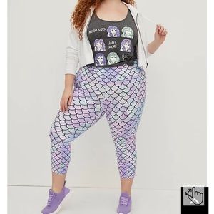 Torrid Mermaid Capri Leggings Pants size 1 New with tags